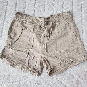 Dash Shorts EUC